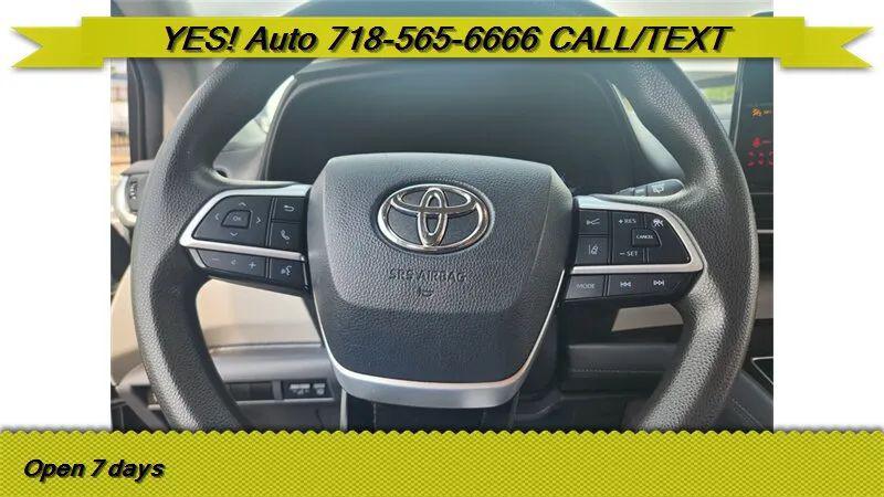 2021 Toyota Sienna LE
