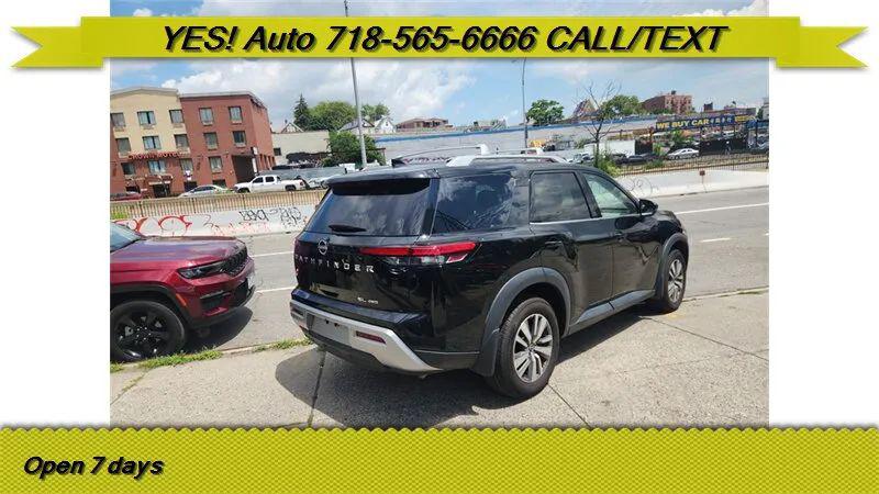 2023 Nissan Pathfinder SL 4WD