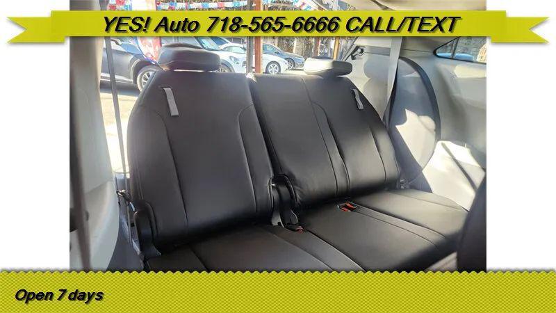 2021 Toyota Sienna LE