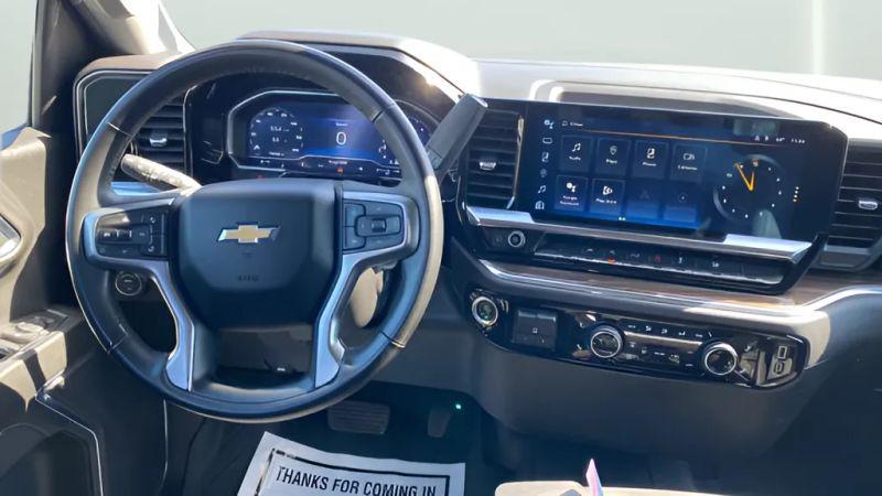 2023 Chevrolet Silverado 1500 LT