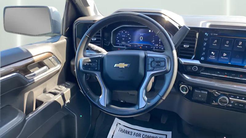 2023 Chevrolet Silverado 1500 LT