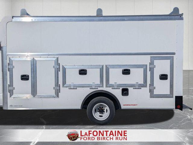 2026 Ford E-450 Cutaway Base