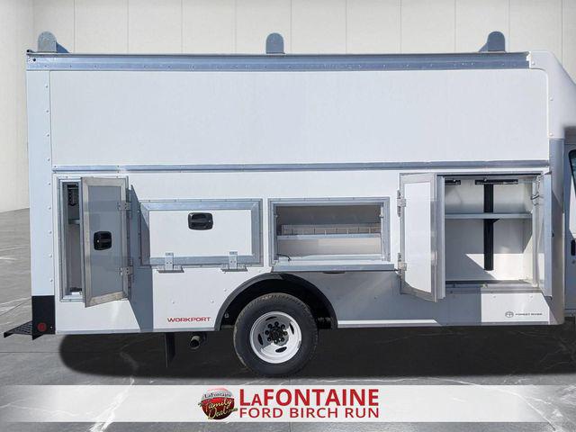 2026 Ford E-450 Cutaway Base