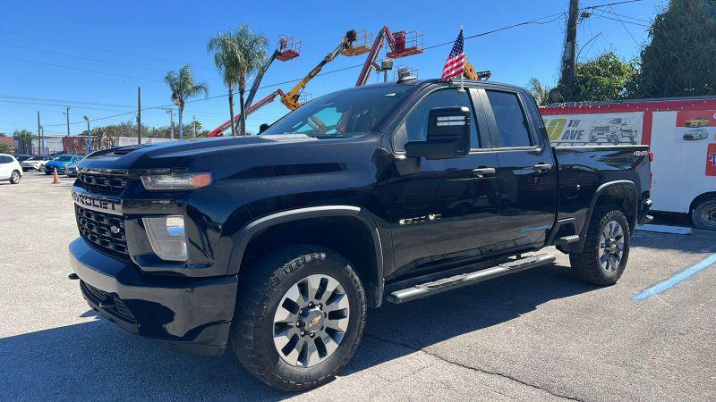2022 Chevrolet Silverado 2500HD 4WD Double Cab Standard Bed Custom
