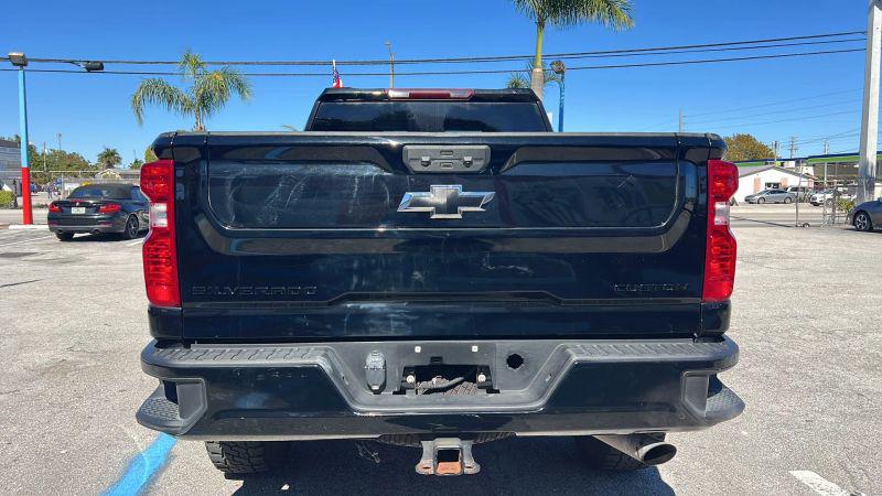 2022 Chevrolet Silverado 2500HD 4WD Double Cab Standard Bed Custom