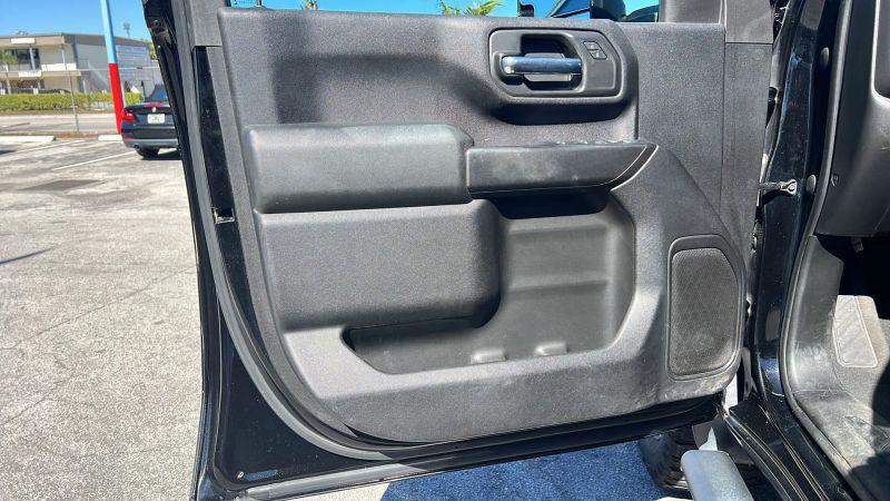 2022 Chevrolet Silverado 2500HD 4WD Double Cab Standard Bed Custom