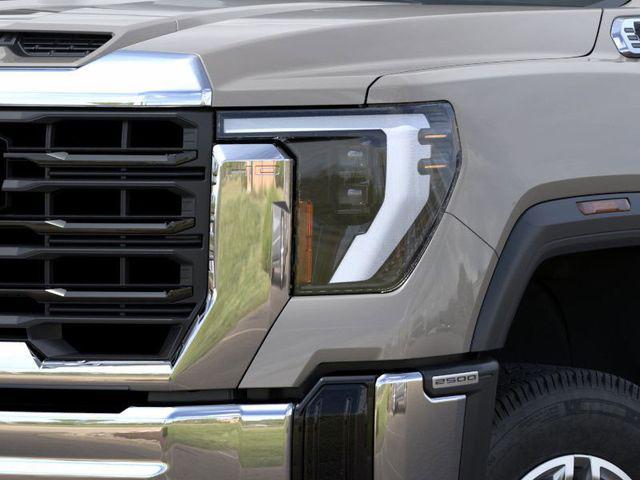 2026 GMC Sierra 2500HD Crew Cab, Standard Bed, Pro, 4WD