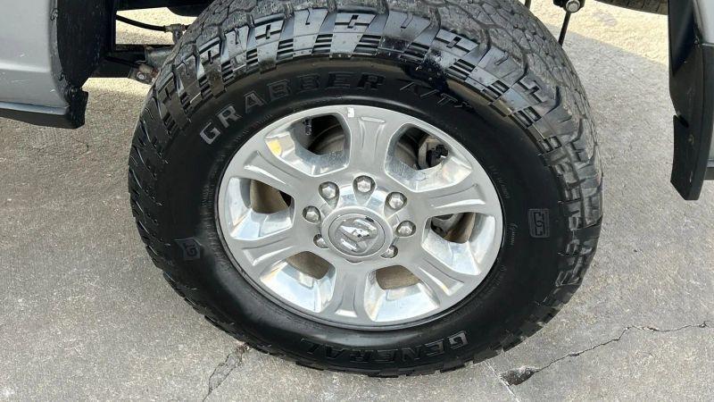 2023 Ram 2500 Big Horn Crew Cab 4x4 8' Box