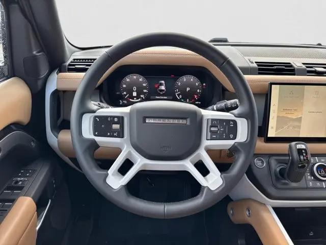 2025 Land Rover Defender 110 P400 S