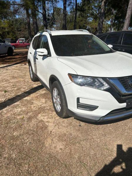2020 Nissan Rogue SV FWD
