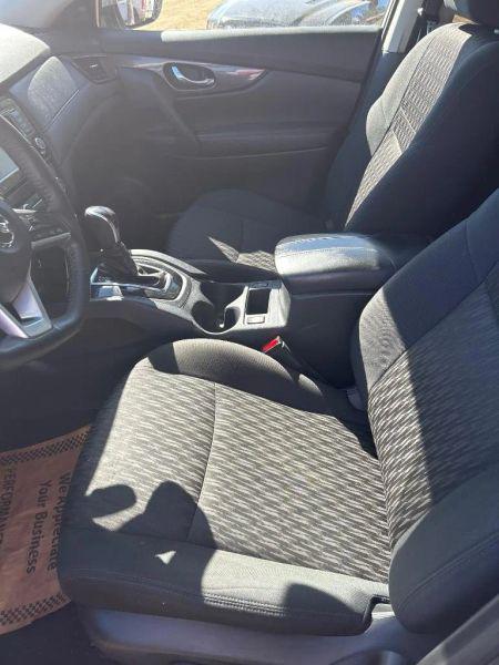 2020 Nissan Rogue SV FWD