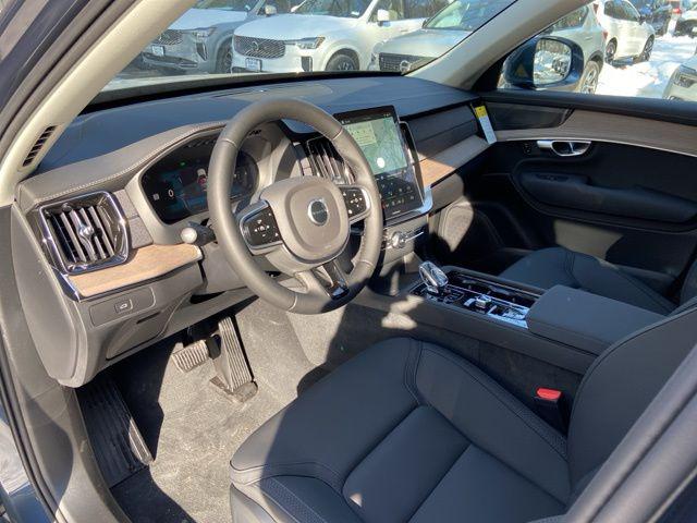 2026 Volvo XC90 Plus, B6 AWD Gas (mild hybrid), Gasoline, Bright, 6 Seats