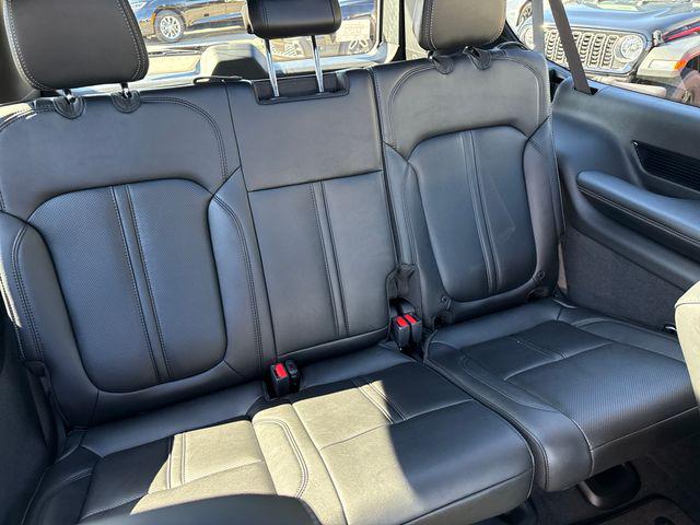 2026 Jeep Grand Wagoneer L Summit Obsidian 4x4