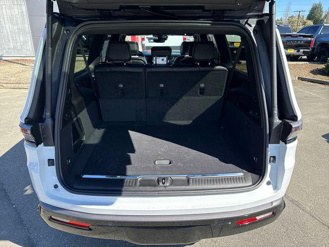 2026 Jeep Grand Wagoneer L Summit Obsidian 4x4