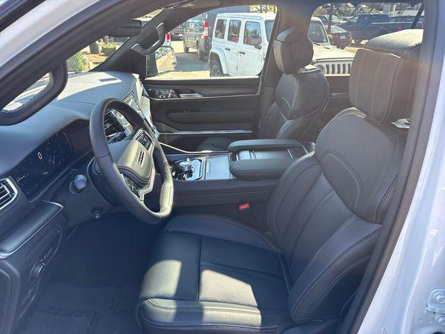 2026 Jeep Grand Wagoneer L Summit Obsidian 4x4