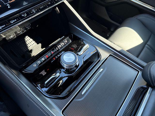 2026 Jeep Grand Wagoneer L Summit Obsidian 4x4