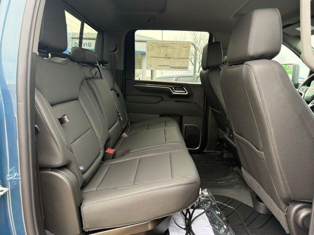 2026 Chevrolet Silverado 3500HD Crew Cab, Long Bed, LT Dual Rear Wheel, RWD