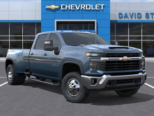 2026 Chevrolet Silverado 3500HD Crew Cab, Long Bed, LT Dual Rear Wheel, RWD