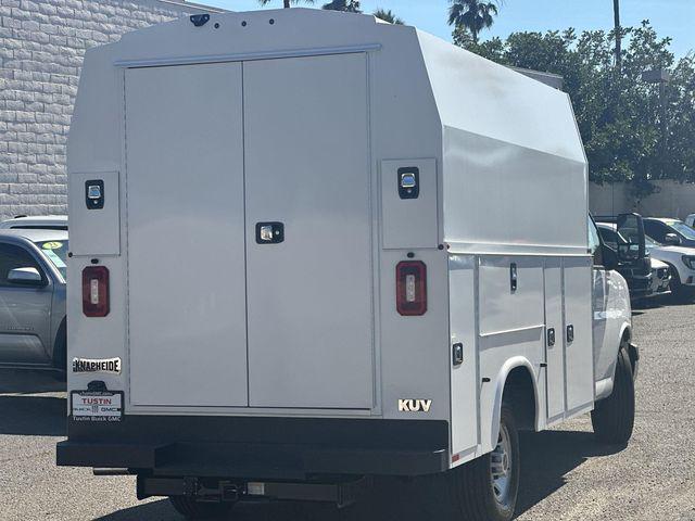 2025 GMC Savana Cutaway Work Van