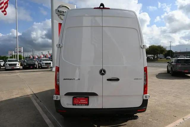 2025 Mercedes-Benz Sprinter 2500 Standard Roof 4-Cyl Diesel