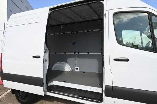 2025 Mercedes-Benz Sprinter 2500 Standard Roof 4-Cyl Diesel
