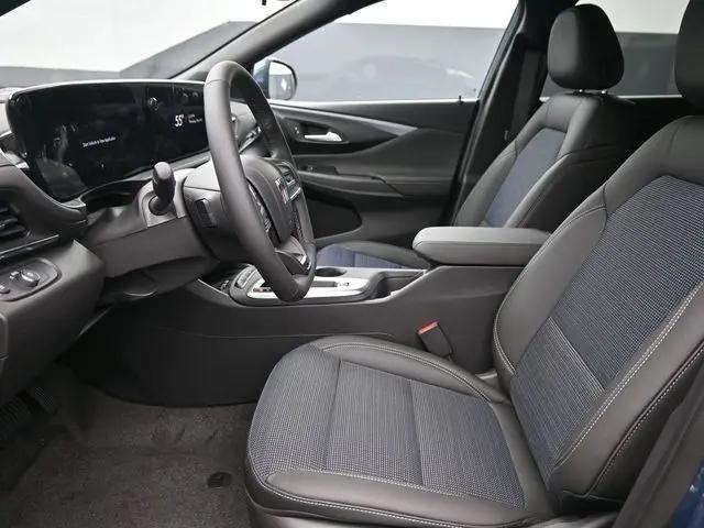 2026 Buick NV Preferred FWD