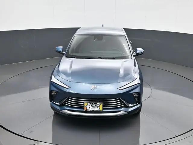 2026 Buick NV Preferred FWD