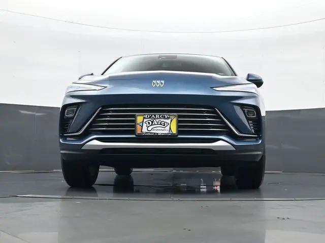 2026 Buick NV Preferred FWD