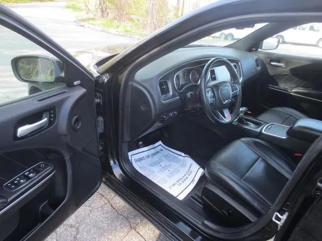 2016 Dodge Charger SXT