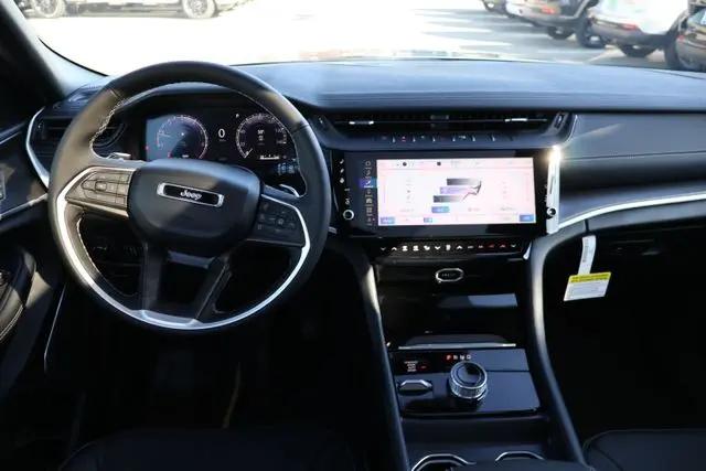 2026 Jeep Grand Cherokee Limited Reserve