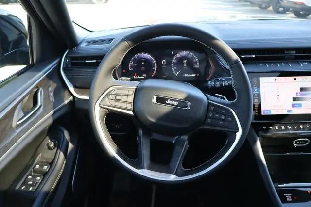 2026 Jeep Grand Cherokee Limited Reserve