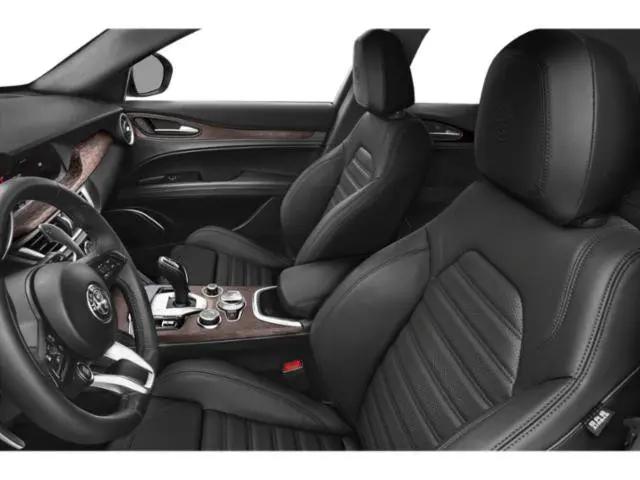 2023 Alfa Romeo Stelvio Veloce AWD