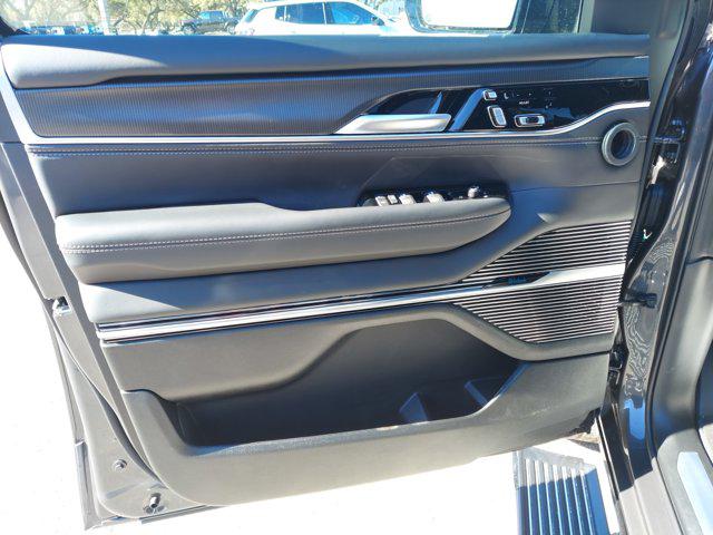 2026 Jeep Grand Wagoneer Summit Obsidian 4x4