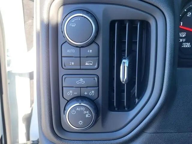 2026 Chevrolet Silverado 1500 4WD Regular Cab Long Bed WT