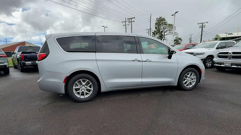 2026 Chrysler Voyager VOYAGER LX