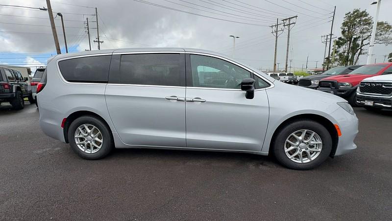 2026 Chrysler Voyager VOYAGER LX