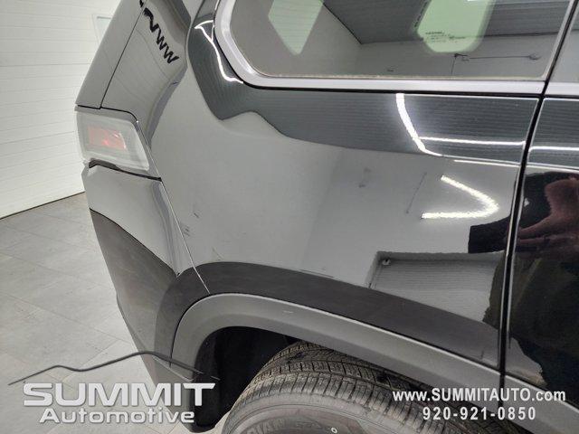 2026 Jeep Cherokee Laredo 4x4