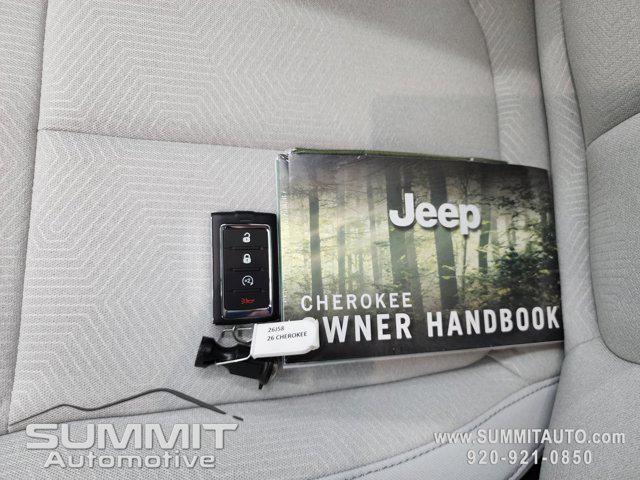 2026 Jeep Cherokee Laredo 4x4