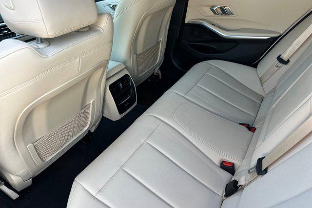 2021 BMW 3 Series 330e Sedan