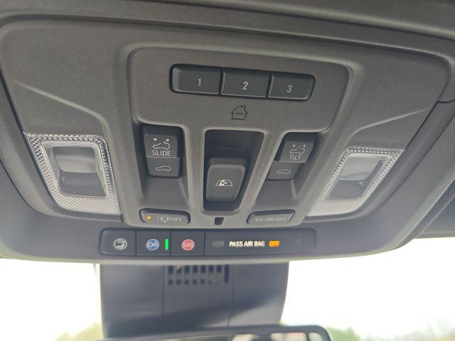 2026 GMC Sierra 2500HD Crew Cab, Standard Bed, SLT, 4WD