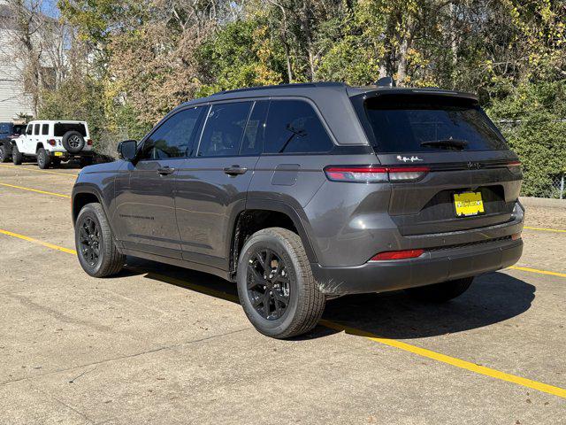 2026 Jeep Grand Cherokee Altitude 4x2