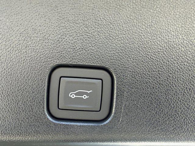 2026 GMC Acadia Denali AWD