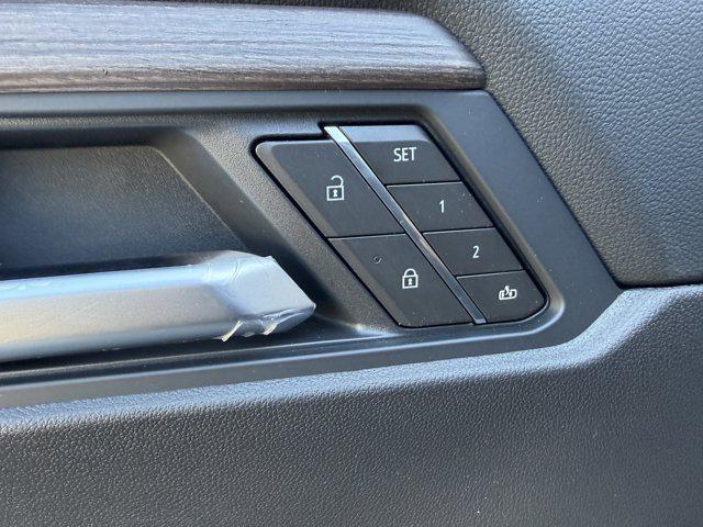2026 GMC Acadia Denali AWD