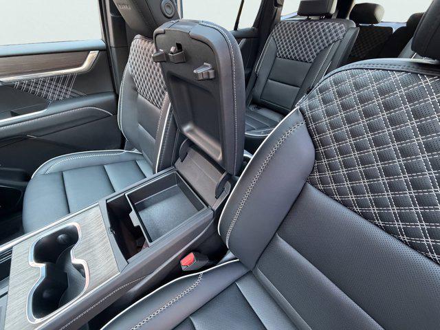 2026 GMC Acadia Denali AWD