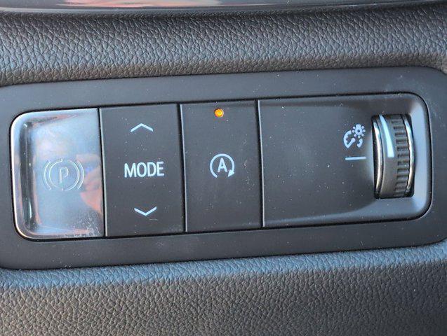 2026 GMC Acadia Elevation FWD