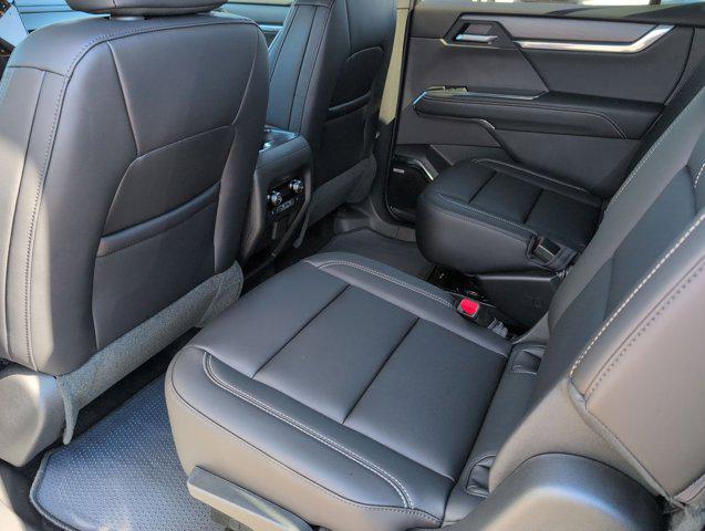 2026 GMC Acadia Elevation FWD