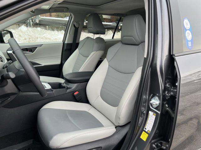 2025 Toyota RAV4 Hybrid XLE Premium