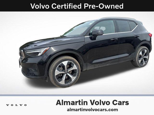 2025 Volvo XC40 B5 Plus Bright Theme for sale in Shelburne, VT