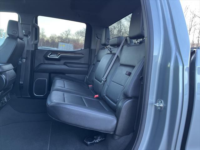 2025 GMC Sierra 1500 4WD Crew Cab Short Box SLT