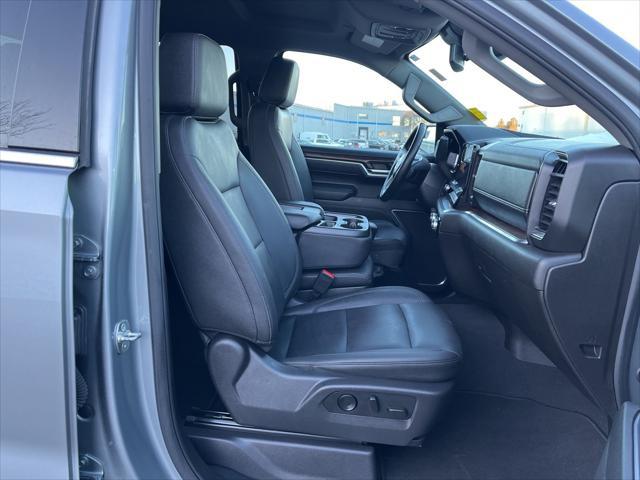 2025 GMC Sierra 1500 4WD Crew Cab Short Box SLT